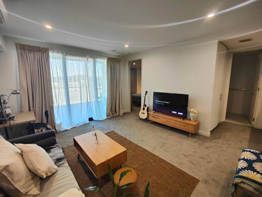 Lakeside Apartment, Walking Distance To Foreshore Kingston Экстерьер фото