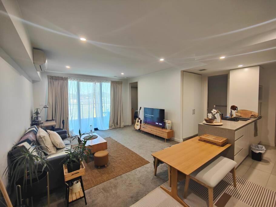 Lakeside Apartment, Walking Distance To Foreshore Kingston Экстерьер фото